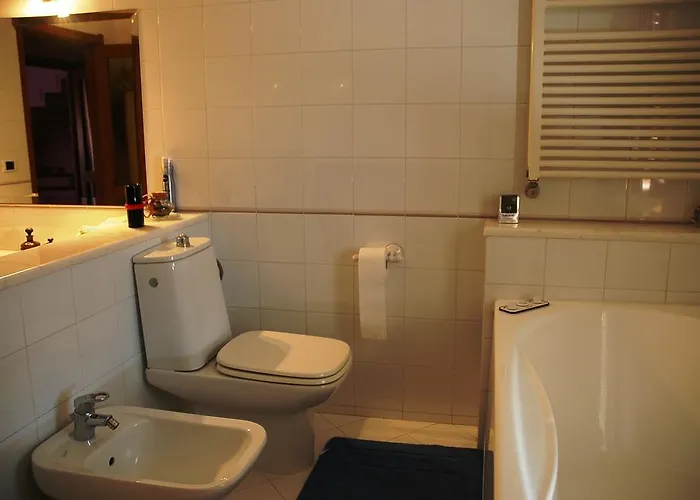 Liana Nocleg ze śniadaniem 2*